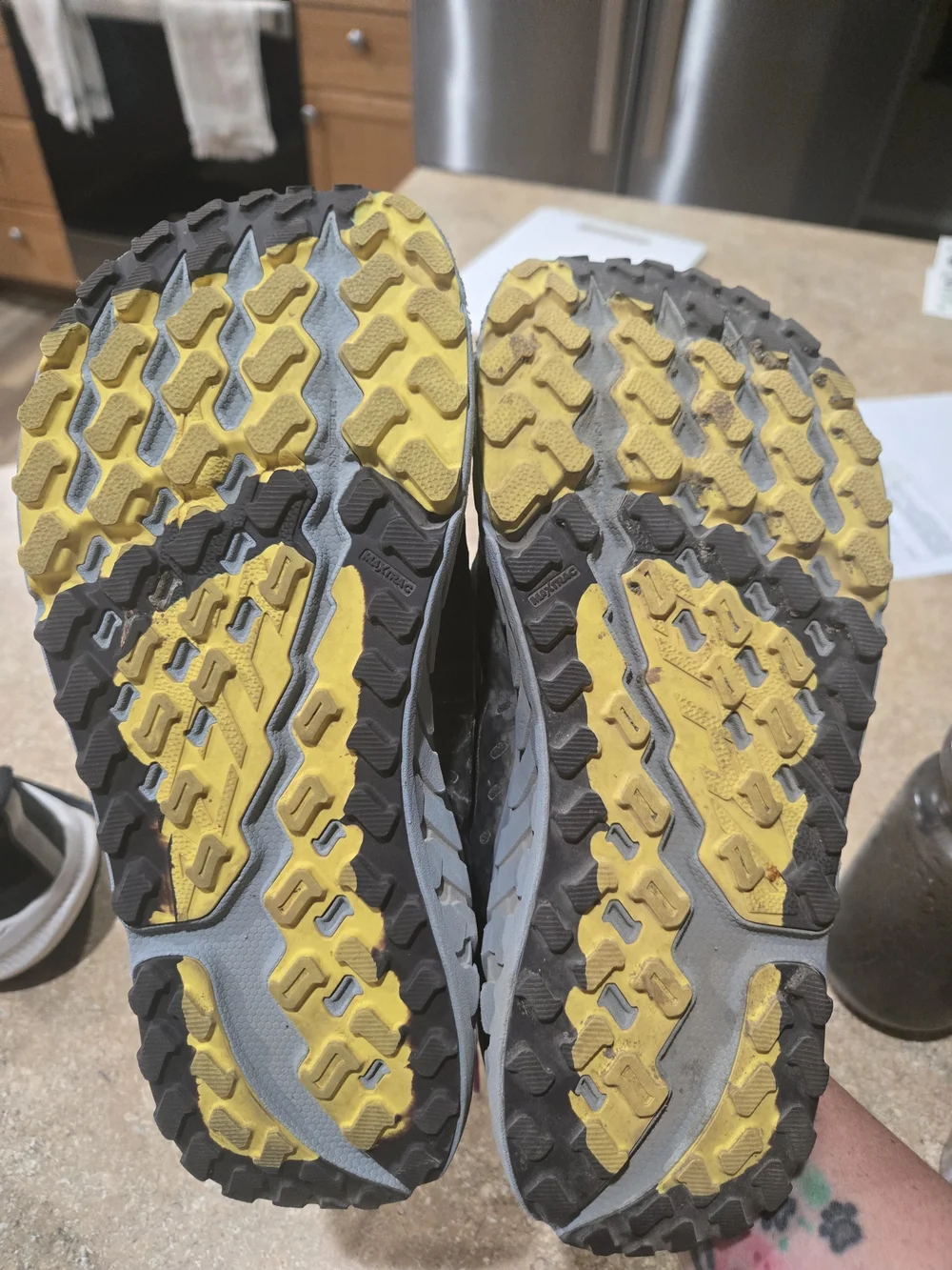 Altra Outroad Traill Runners - Picture 3 of 4